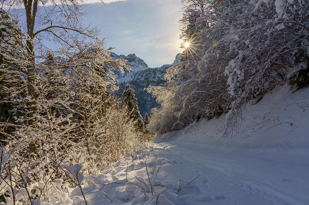 Col du pré du Molard de la maison avec de la neige fraîche