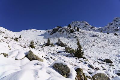 Lacs du Vénétiers dans la neige avec Christophe